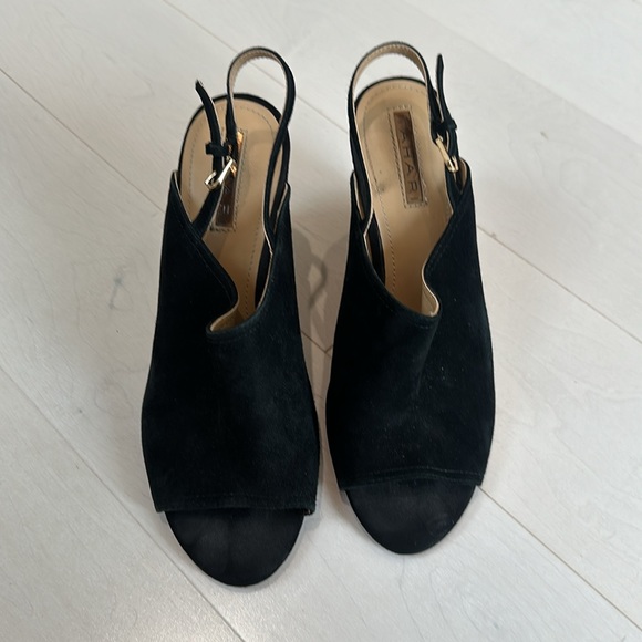 Tahari “Vander”Black Suede with Cork Heel Slide Sandal Size 8 - Picture 2 of 5